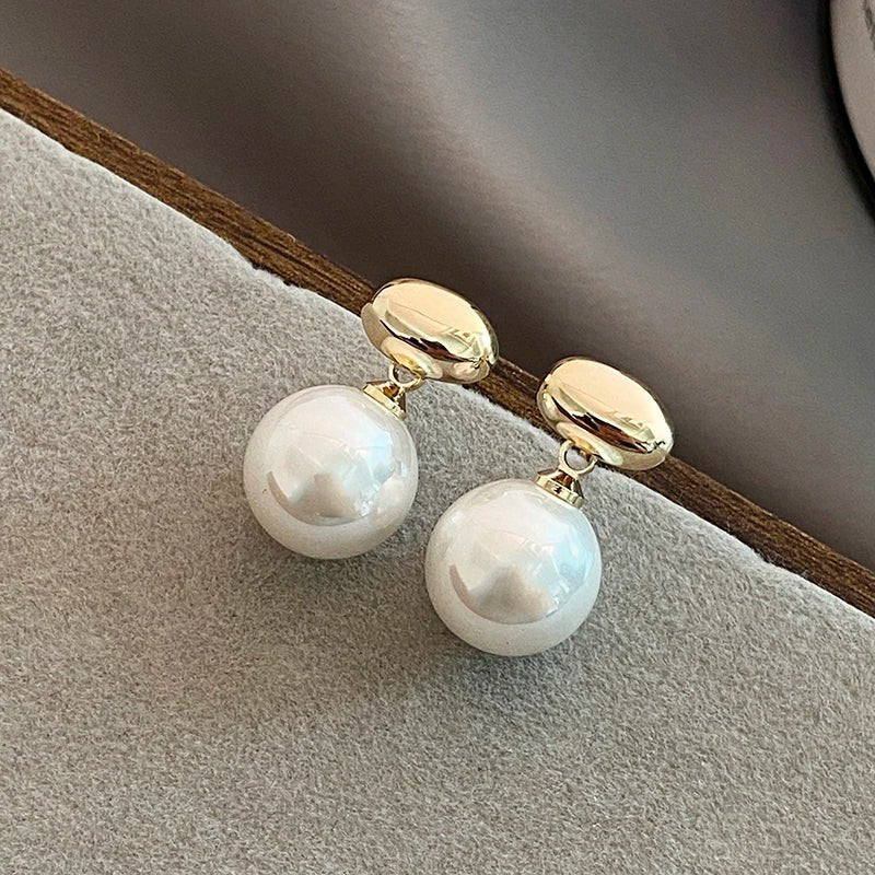 2025 New Elegant French Flat Pearl Earrings in Gold Color - BritShade
