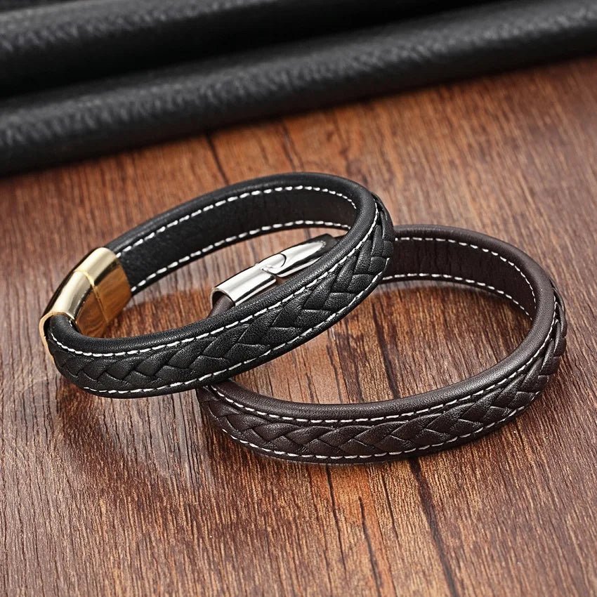 Classic Leather Bracelet for Men – Adjustable Strap 19 cm / 21 cm / 23 cm - BritShade