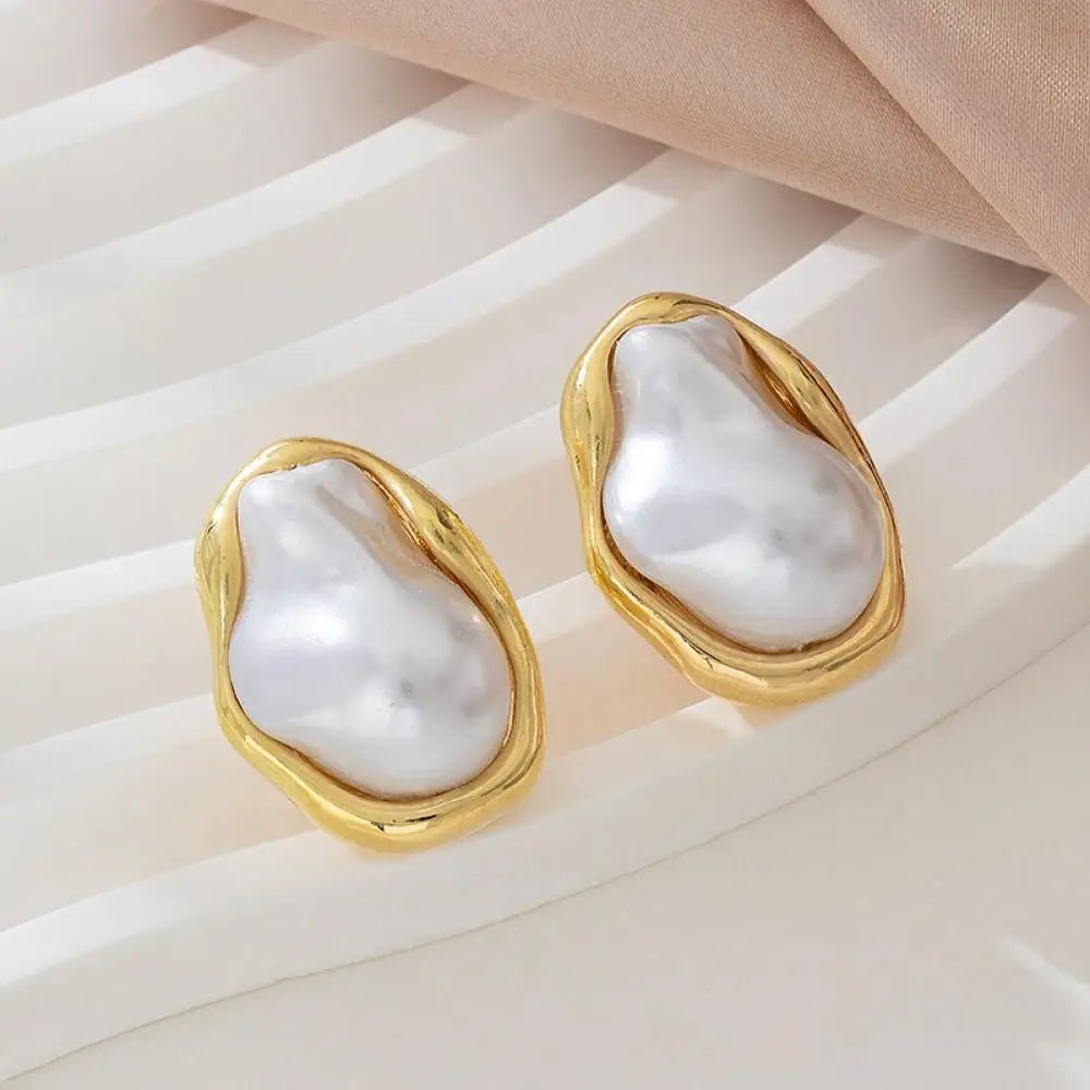 pearl earrings - BritShade